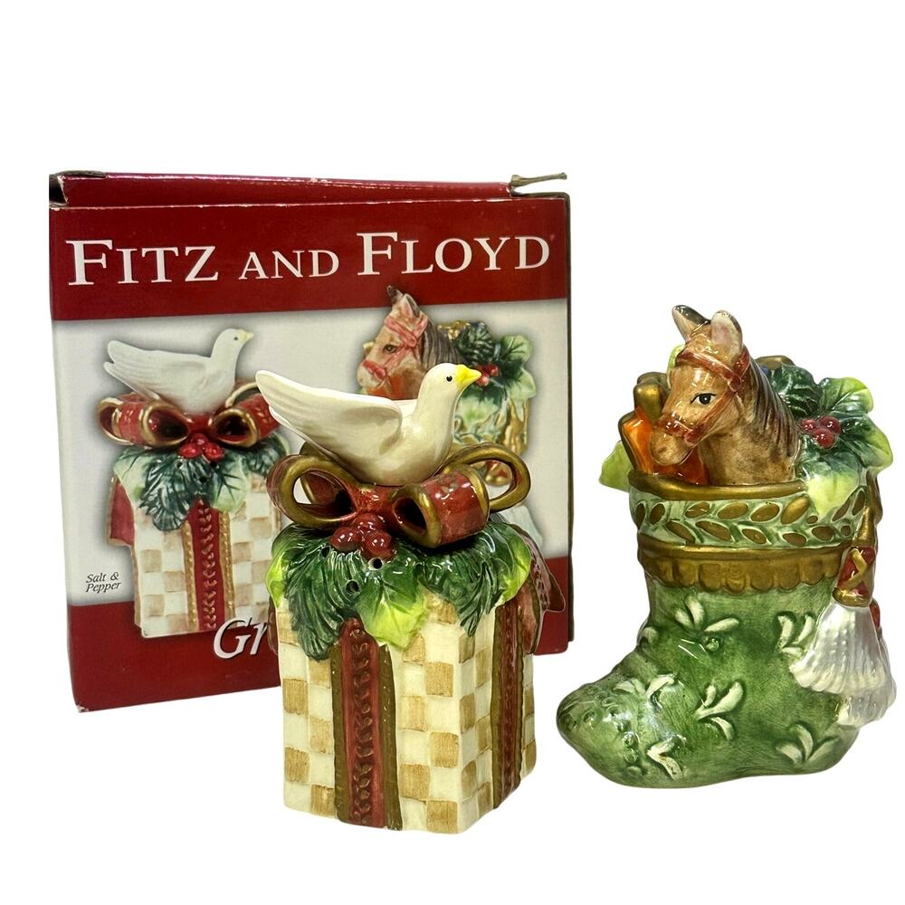 Fitz and Floyd Classics 'Gregorian' 2005 Salt/Pepper Shaker Set-in Box-Excellent